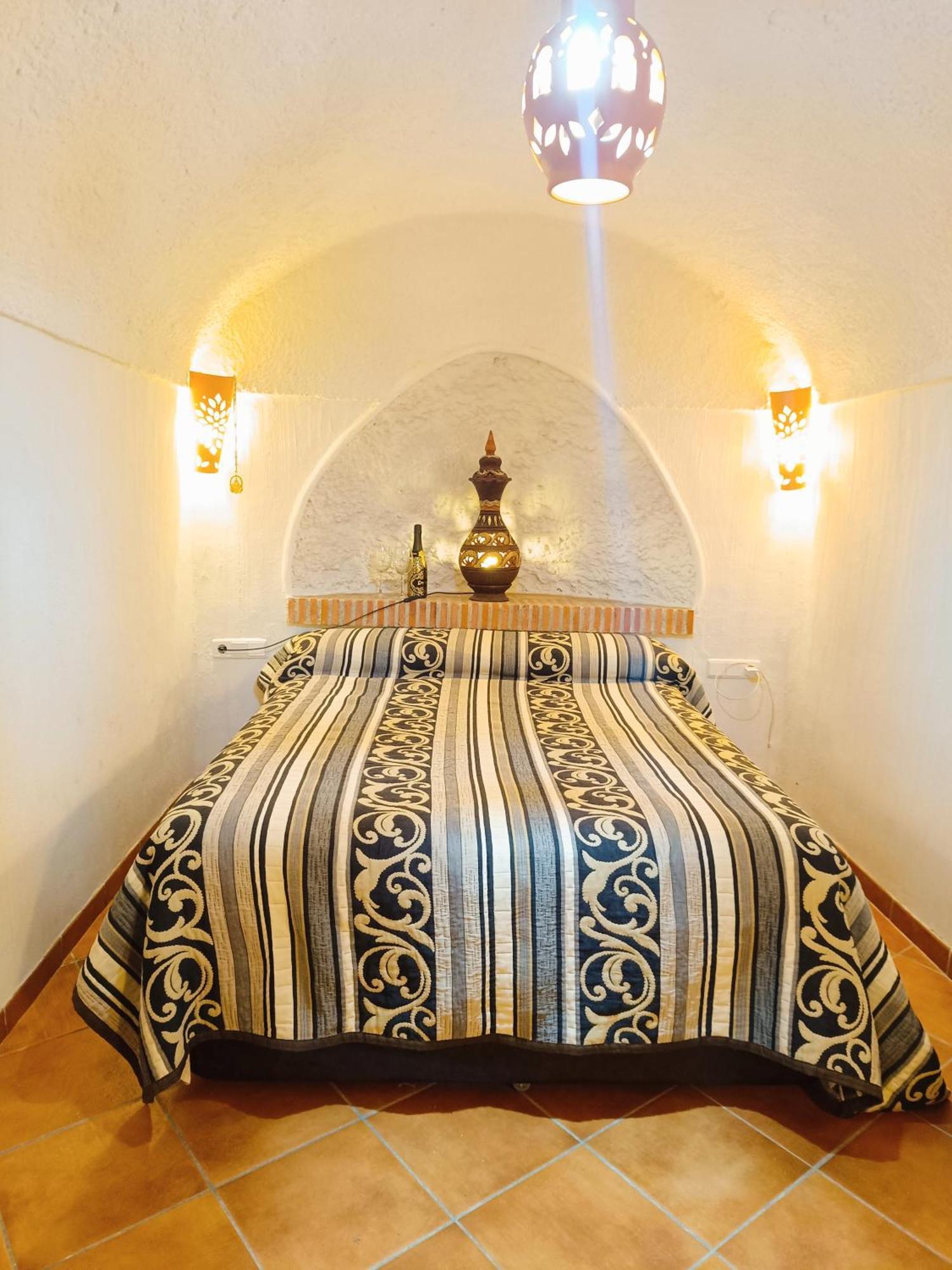 Casa Cueva The Exclusive Royal Andalusian Cave Villa Alcudia de Guadix Kültér fotó